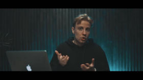 Red Sneackers Productions