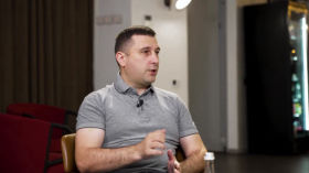 How to Choose the Best AI Tariff Plan and Create Your Own Digital Avatar