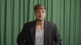 What is the Main Talking Head of Propaganda, Ekaterina Andreeva, Doing Online?